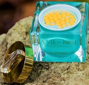 La vie en rose Sapphire With Pearls