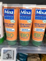 Crème mains nutritive, mains sèches ongles fragilisés, huile d'abricot.