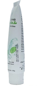 Thorakao Fresh Milk & Cucumber Extract Facial Foam