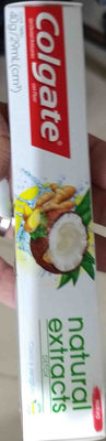 colgate natural extracts
