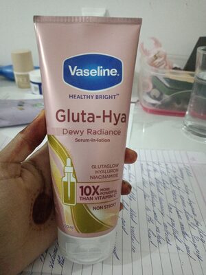 Gluta hya dewy radicance