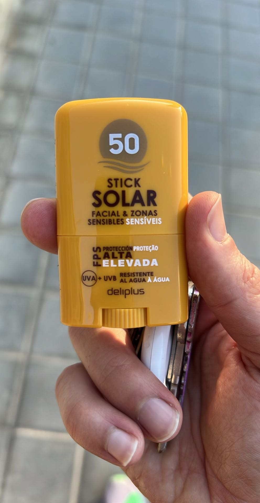 Stick Solar Facial & Zonas Sensibles SPF 50