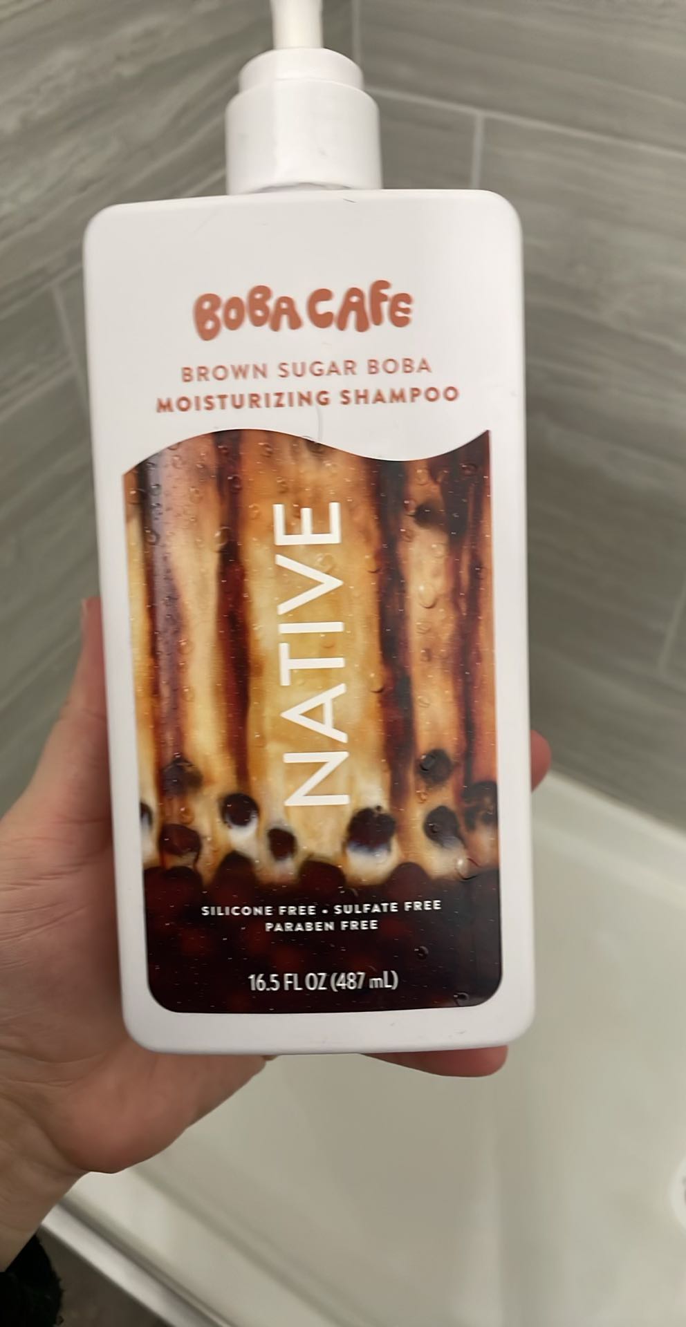 BOBA CAFE Brown Sugar Boba Moisturizing Shampoo 16.5 FL OZ (487 mL)