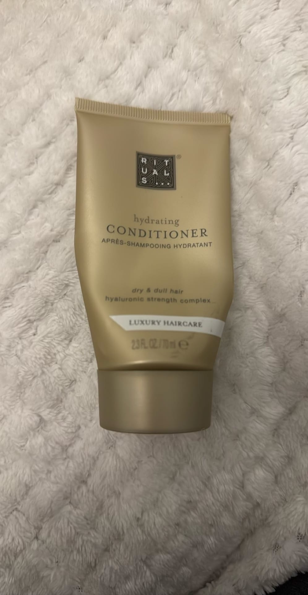 Hydrating Conditioner for dry & dull hair (Hyaluronic Strength Complex) 250 ml